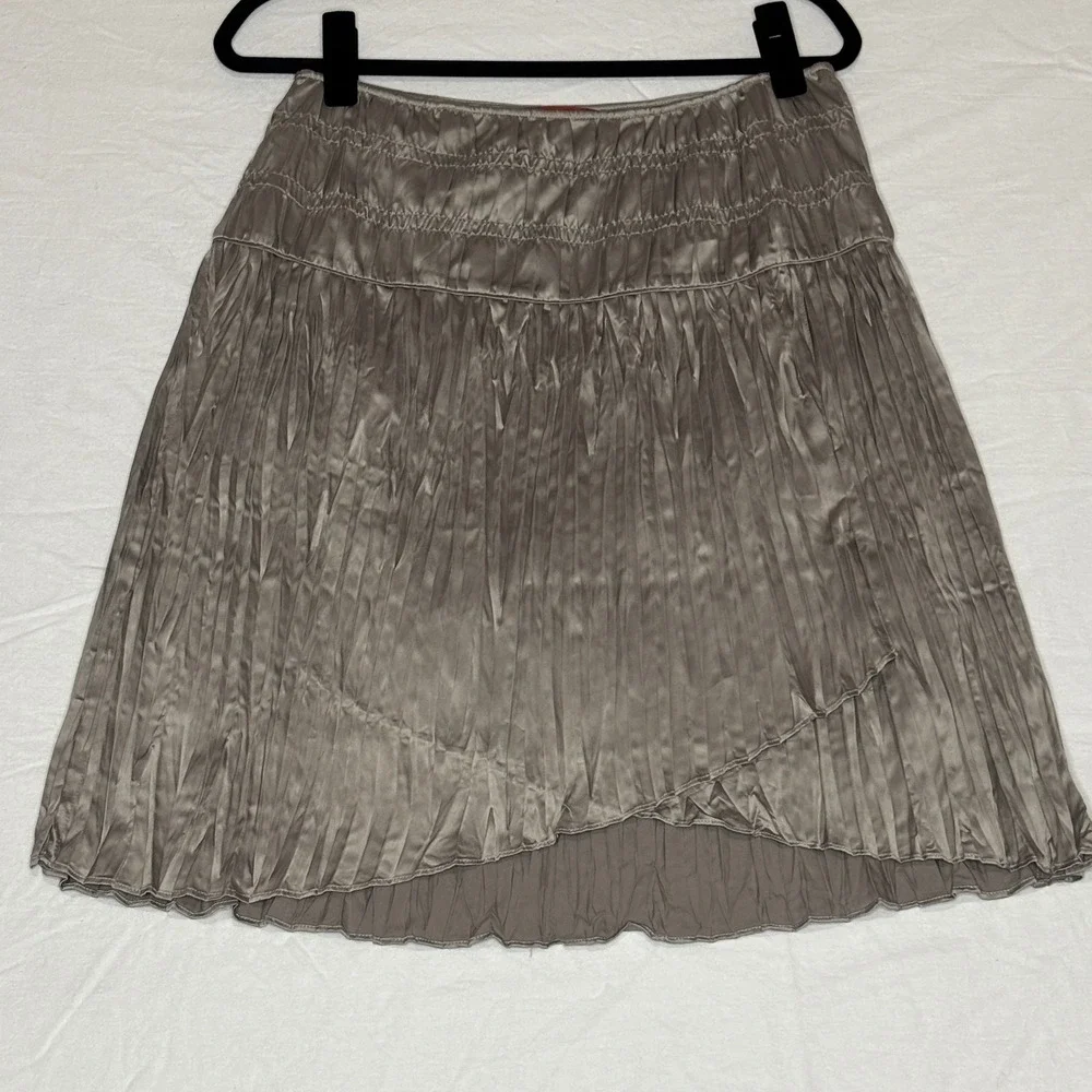 Sundance Skirt‎ Women's Size 4 Gathered Pleated Asymmetrical Hem Taupe Polyester